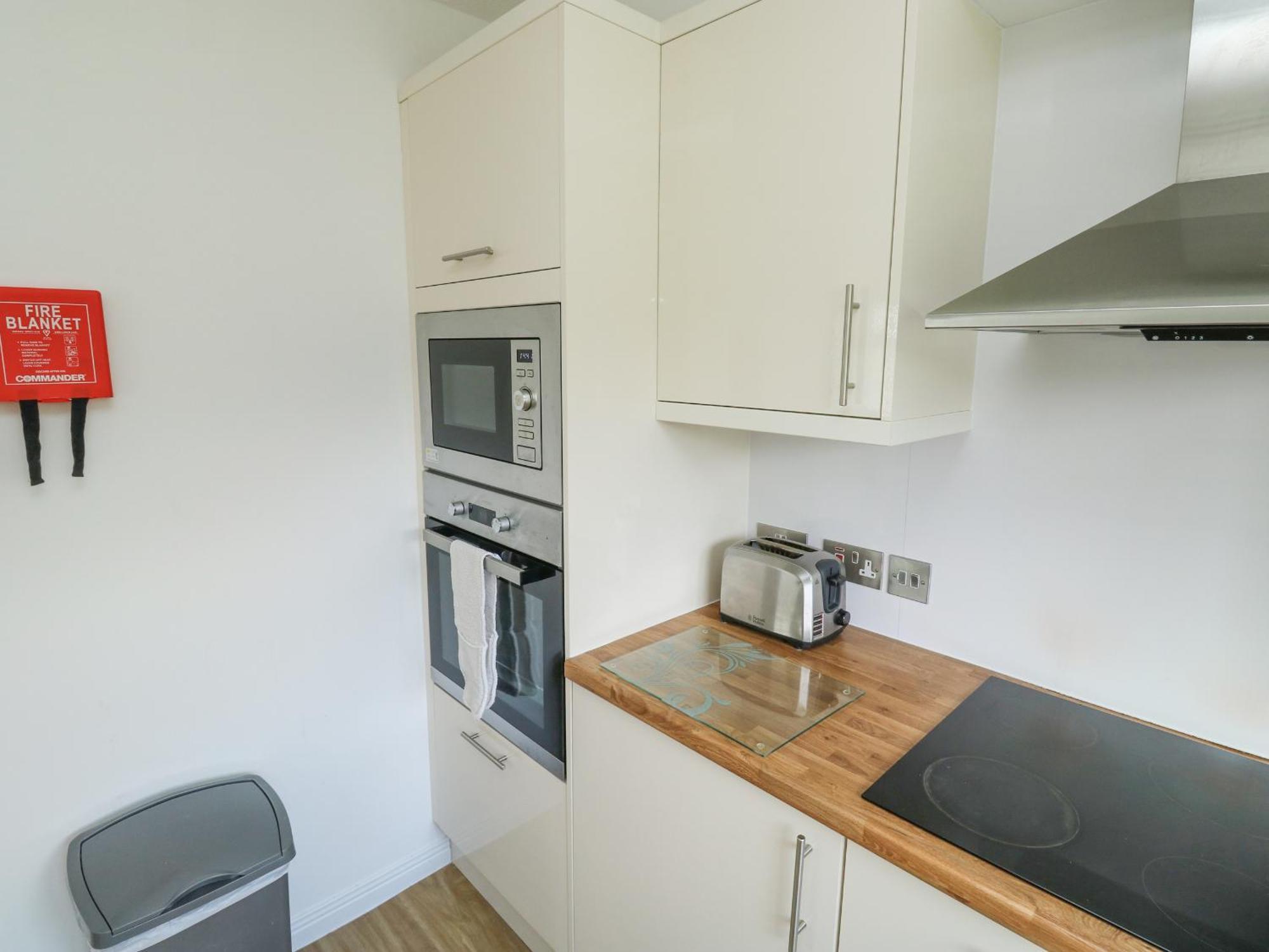 Harcombe House Bungalow 1 نيوتن أبوت المظهر الخارجي الصورة